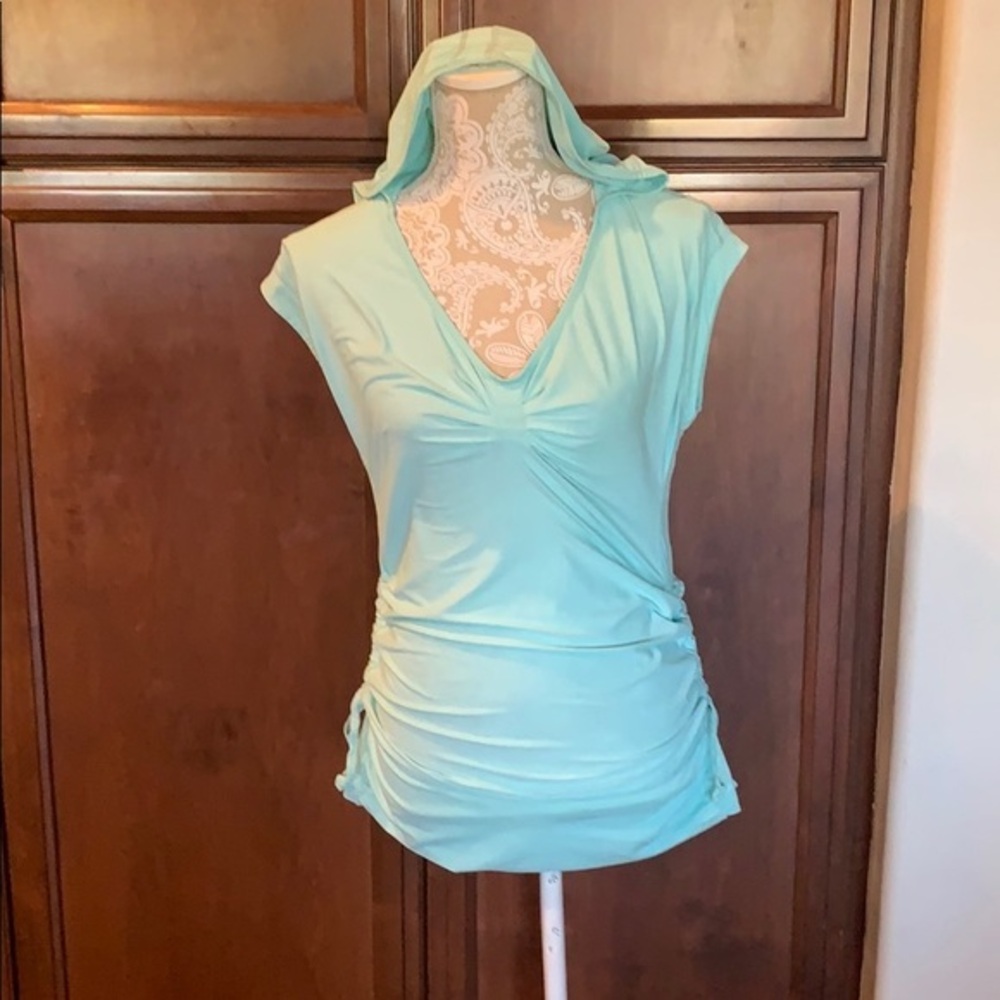 Zella hooded active top shirt Xs teal